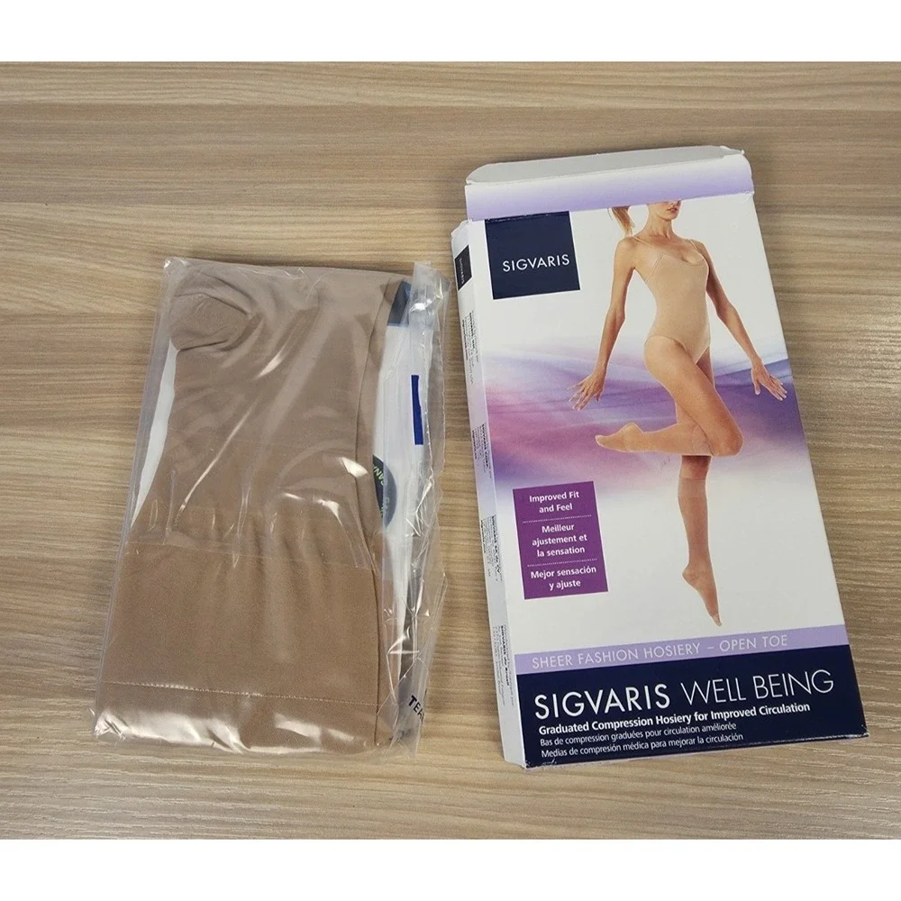SIGVARIS Women's Sheer‎ Fashion Open Toe Knee Highs 15-20mmHg (Natural) Size A